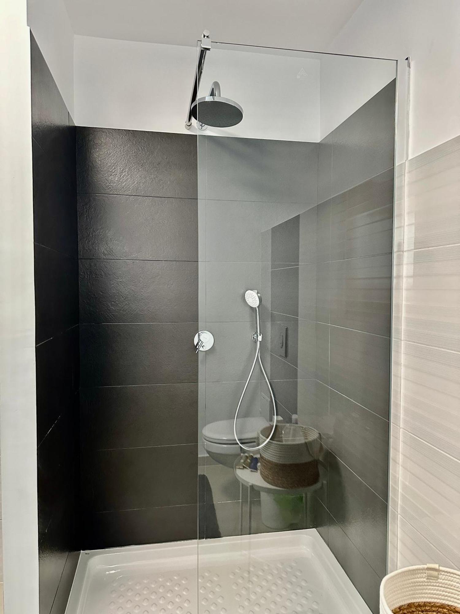 Green Oasis Apartment Stolniceni-Prajescu Luaran gambar